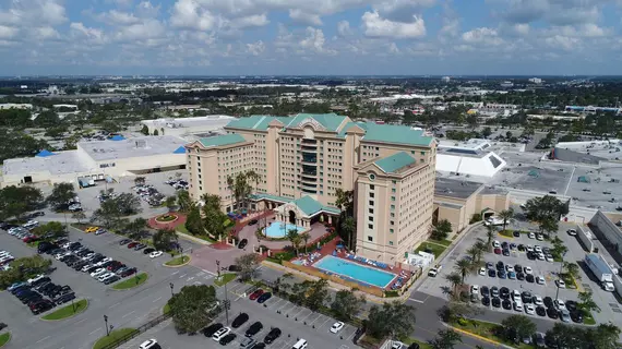 The Florida Hotel & Conference Center in the Florida Mall | Florida - Orlando (ve civarı) - International Drive