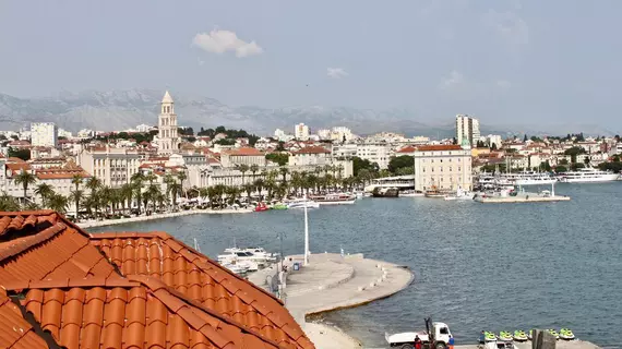 Galeria Valeria Seaside Downtown | Split-Dalmaçya - Split - Split Eski Kent Bölgesi