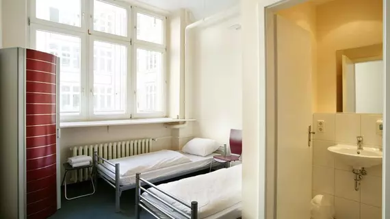 All In Hostel Berlin | Berlin (ve civarı) - Friedrichshain-Kreuzberg - Friedrichshain