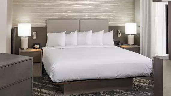 Doubletree By Hilton Boston Logan Airport Chelsea | Massachusetts - Chelsea