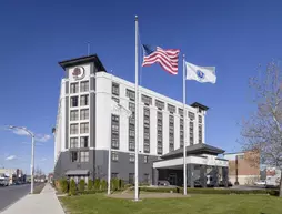 Doubletree By Hilton Boston Logan Airport Chelsea | Massachusetts - Chelsea