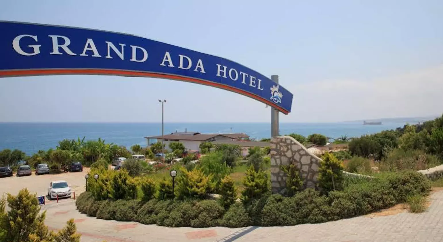 Grand Ada Otel