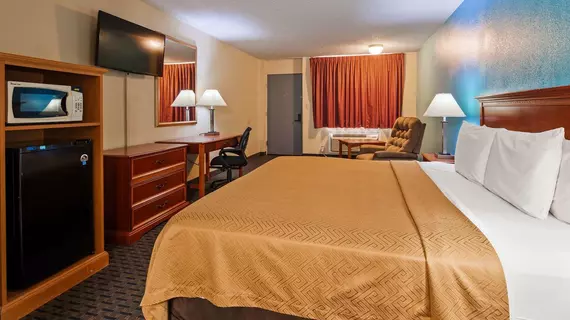 SureStay Hotel by Best Western Salina | Kansas - Salina (ve civarı) - Salina