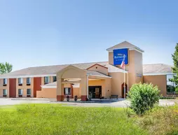 Baymont Inn & Suites by Wyndham Mukwonago | Wisconsin - Milwaukee (ve civarı) - Mukwonago