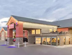 Clarion Inn & Suites Cedar City Gateway to National Parks | Utah - Cedar City (ve civarı) - Cedar City