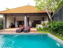 Transera Kirana Villas Seminyak | Bali - Badung - Günbatımı Yolu