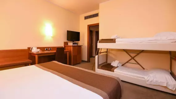 Hotel Master | Lombardy - Brescia (il) - Brescia (ve civarı) - Brescia - Crocifissa di Rosa