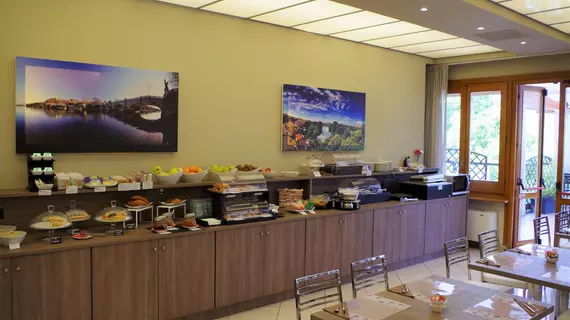 Best Quality Hotel La Darsena | Piedmont - Turin (ve civarı) - Moncalieri