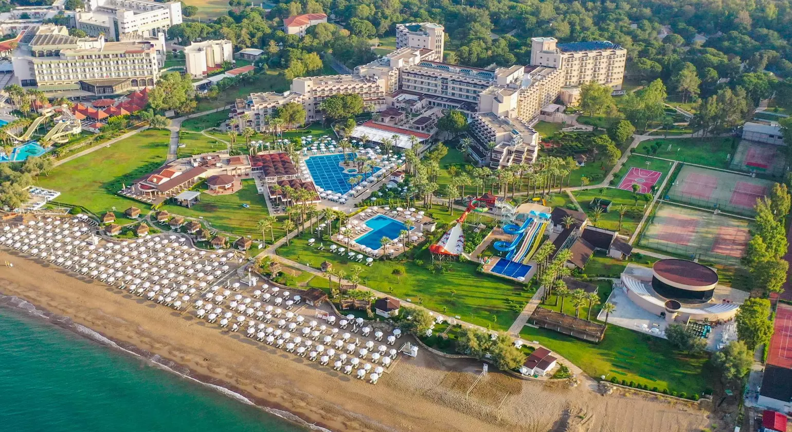 Crystal Tat Beach Golf Resort & Spa