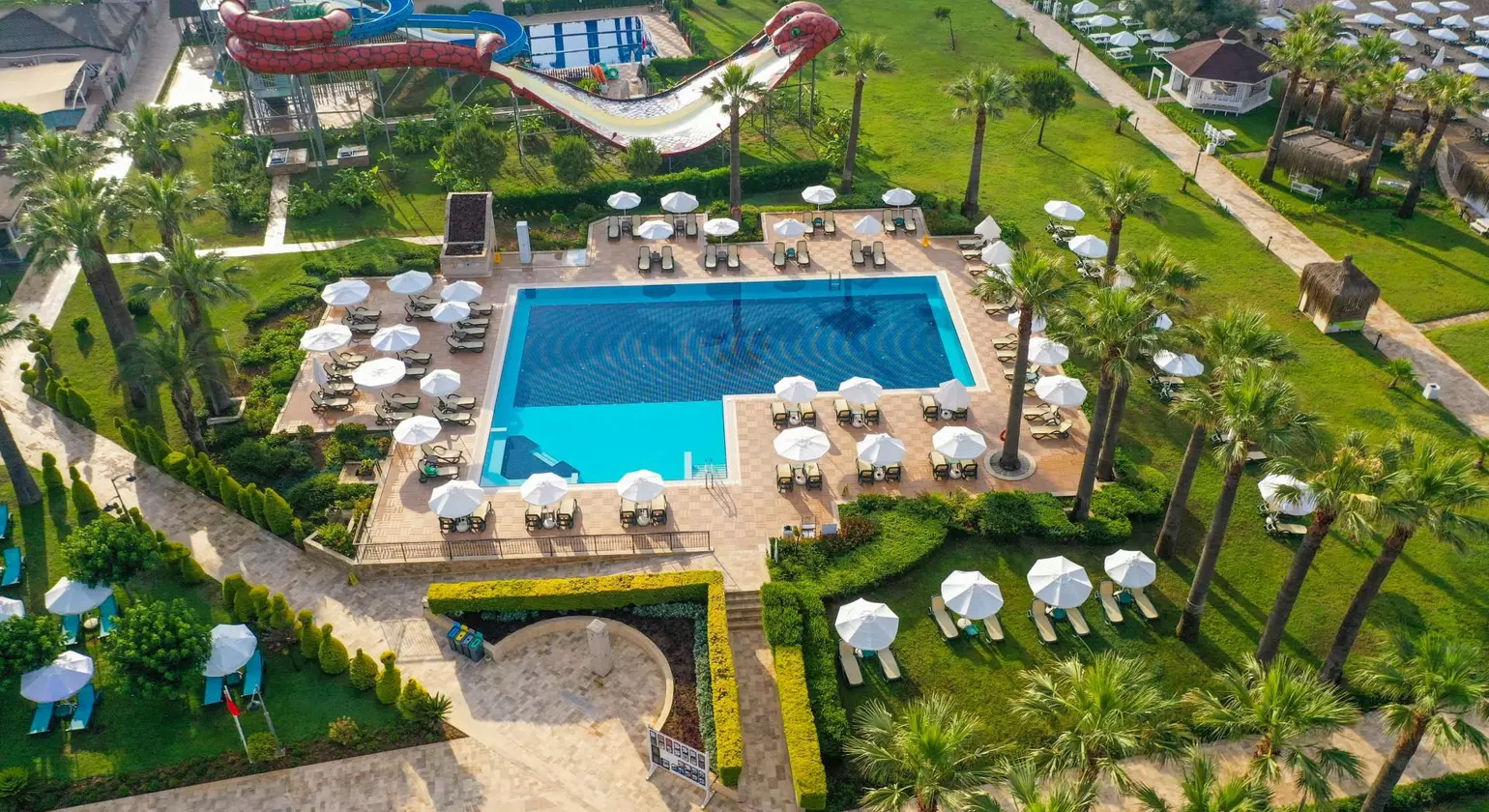 Crystal Tat Beach Golf Resort & Spa
