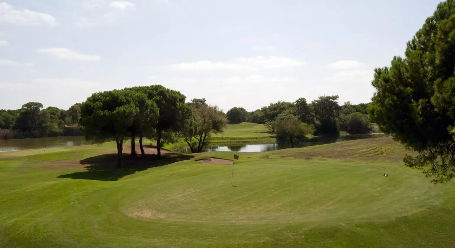 Crystal Tat Beach Golf Resort & Spa