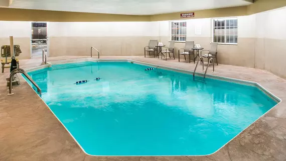 Super 8 by Wyndham Altoona | Iowa - Des Moines (ve civarı) - Altoona