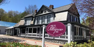 The Pettigrew Inn