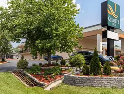 Quality Inn Kingston Springs | Tennessee - Nashville-Davidson - Nashville (ve civarı) - Kingston Springs