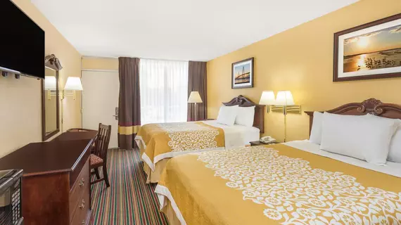 Days Inn by Wyndham Mt Pleasant-Charleston-Patriots Point | Güney Karolayna - Charleston (ve civarı) - Mount Pleasant