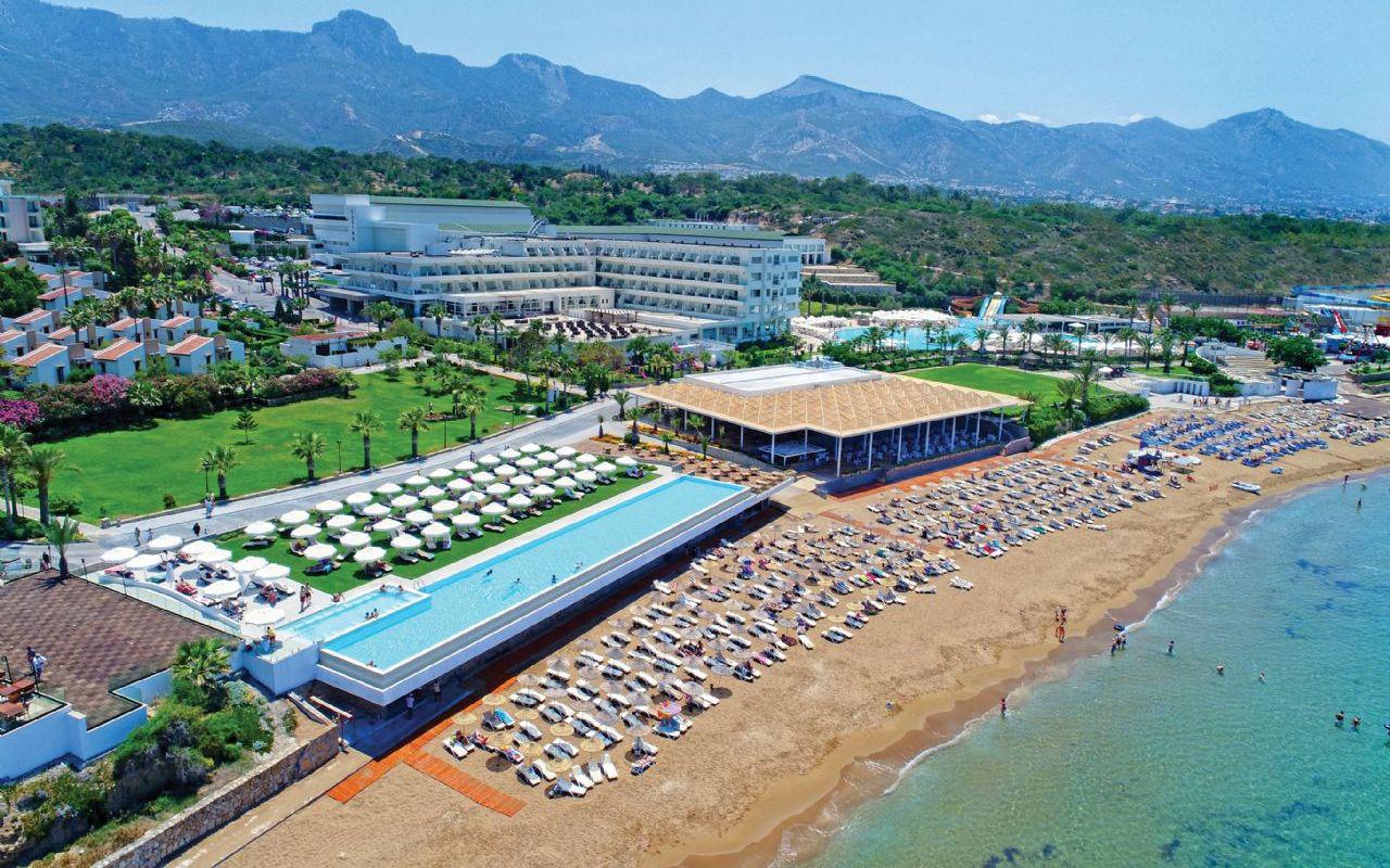 Acapulco Resort Convention Spa Hotel