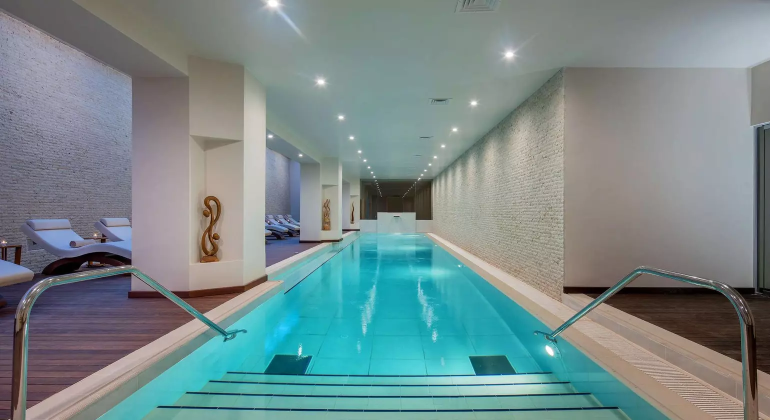 Acapulco Resort Convention Spa Hotel