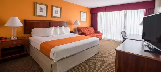 Howard Johnson by Wyndham Fullerton/Anaheim Conference Cntr | Kaliforniya - Orange County - Anaheim