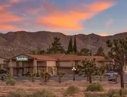 Travelodge Inn & Suites by Wyndham Yucca Valley/Joshua Tree | Kaliforniya - San Bernardino County - Twentynine Palms (ve civarı) - Yucca Valley