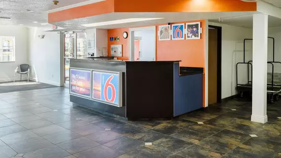 Motel 6 Mobile, Al | Alabama - Mobile (ve civarı) - Mobile