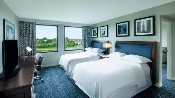 SHERATON SUITES PHILADELPHIA AIRPORT | Pensilvanya - Bucks County - Philadelphia (ve civarı) - Philadelphia