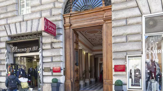 Giolli Nazionale Hotel | Lazio - Roma (ve civarı) - Roma Kent Merkezi - Monti