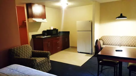 Super 8 by Wyndham SeaTac Airport | Washington - Seattle (ve dolayları) - SeaTac