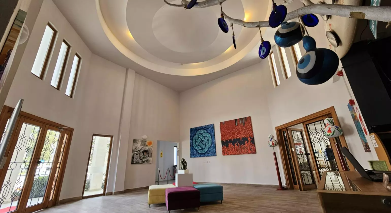 Serpina Hotel