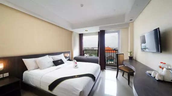 Brits Hotel Legian | Bali - Badung - Günbatımı Yolu