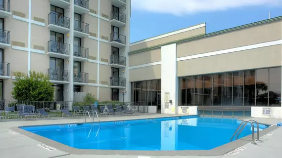 RiverWalk Inn & Suites | Güney Karolayna - Myrtle Plajı (ve civarı) - Myrtle Beach