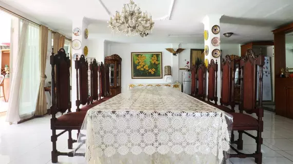 Sri Manganti Guest House | West Java - Cakarta (ve civarı) - Cakarta