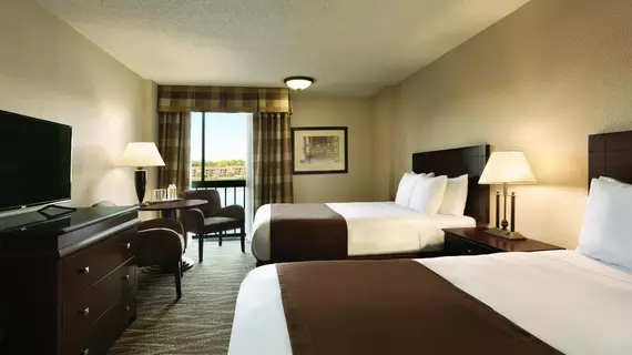 Radisson Hotel Louisville North | Indiana - Jeffersonville - Clarksville (ve civarı) - Clarksville