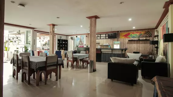 OYO 237 Arwiga Hotel | West Java - Bandung (ve civarı) - Bandung - Pasteur - Sukajadi