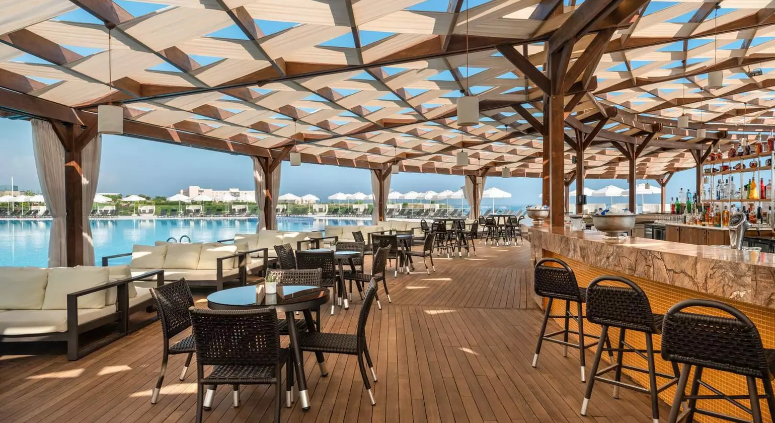 Elexus Hotel Resort & Spa