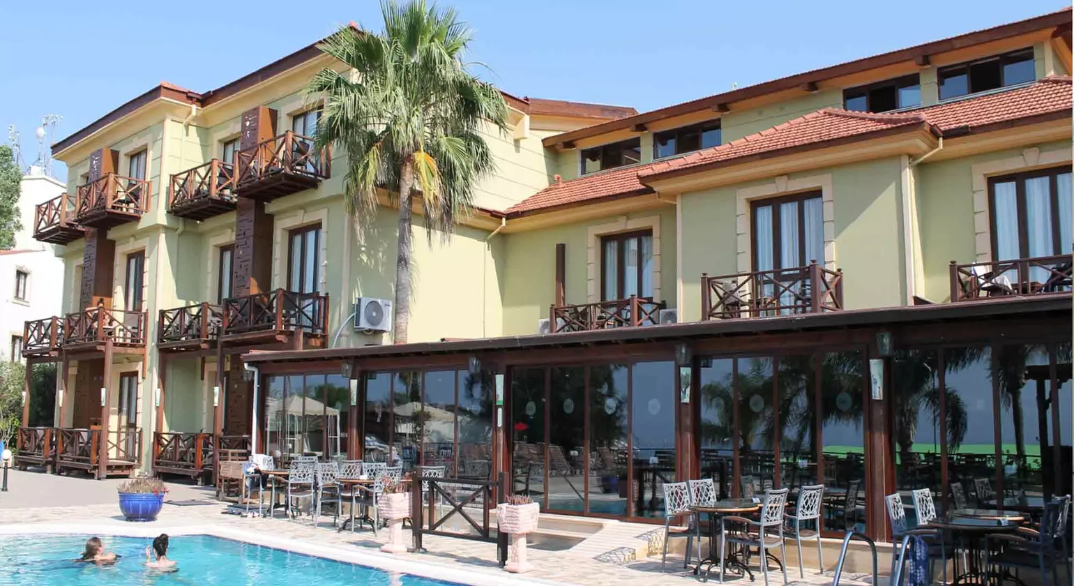 Bella View Art Boutique Hotel