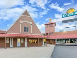 Days Inn by Wyndham San Antonio Splashtown/ATT Center | Teksas - San Antonio (ve civarı) - San Antonio