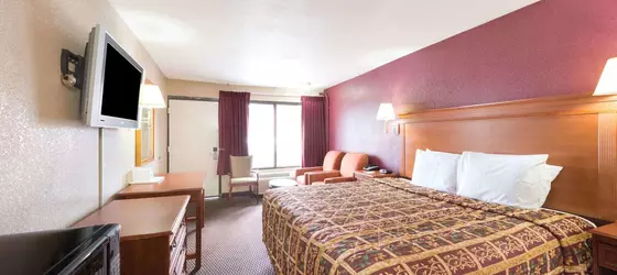 Days Inn by Wyndham San Antonio Splashtown/ATT Center | Teksas - San Antonio (ve civarı) - San Antonio