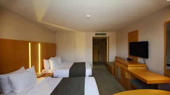 Ramada Hotel Songdo | Gyeonggi - Incheon (ve civarı) - Incheon - Yeonsu-gu