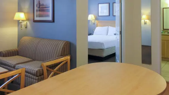 Quality Inn & Suites Denver South Park Meadows Area | Kolorado - Denver (ve civarı) - Englewood