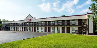 Red Roof Inn Scottsburg