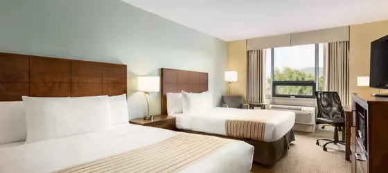 Travelodge by Wyndham Sydney | Nova Scotia - Sydney