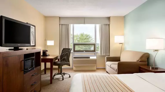 Travelodge by Wyndham Sydney | Nova Scotia - Sydney