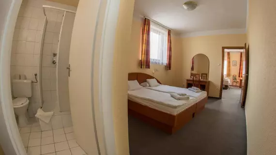 Homoky Hotels Bestline Hotel | Pest County - Budapeşte (ve civarı) - Soroksar