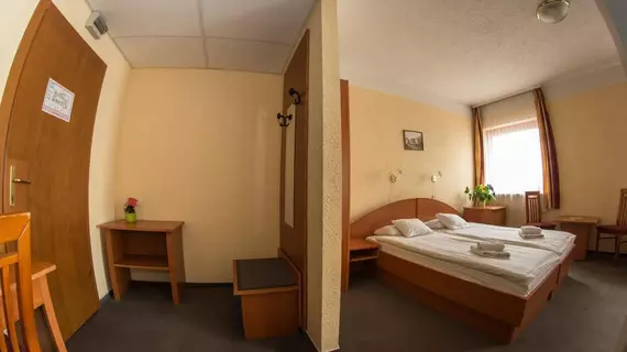 Homoky Hotels Bestline Hotel | Pest County - Budapeşte (ve civarı) - Soroksar