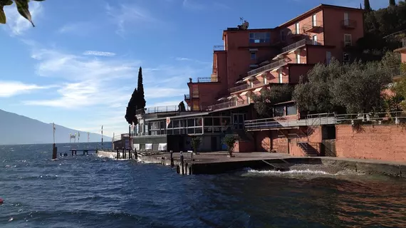 Hotel Capo Reamol | Lombardy - Brescia (il) - Limone sul Garda