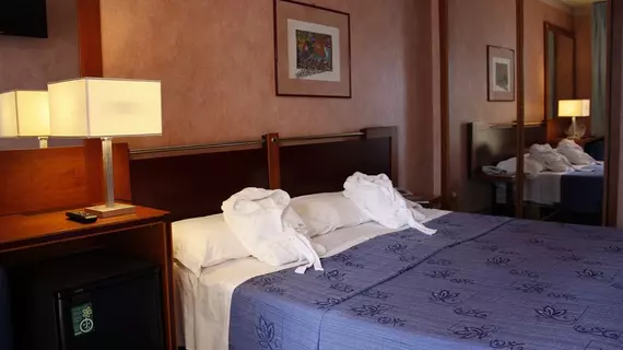 Hotel Capo Reamol | Lombardy - Brescia (il) - Limone sul Garda