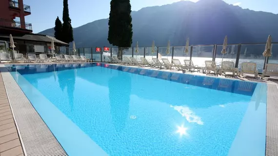 Hotel Capo Reamol | Lombardy - Brescia (il) - Limone sul Garda