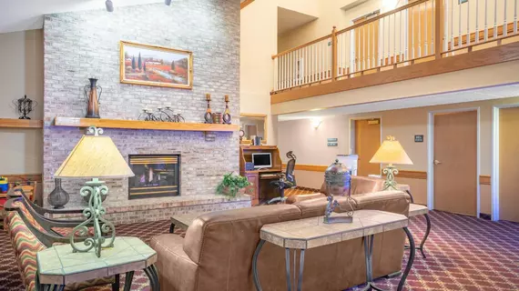 Baymont by Wyndham Lakeville | Minnesota - Minneapolis - St. Paul (ve civarı) - Lakeville