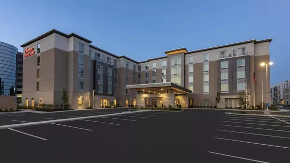 Hampton Inn & Suites Indianapolis-Keystone, IN | Indiana - Indianapolis (ve civarı) - Indianapolis