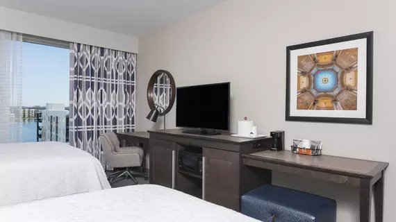 Hampton Inn & Suites Indianapolis-Keystone, IN | Indiana - Indianapolis (ve civarı) - Indianapolis